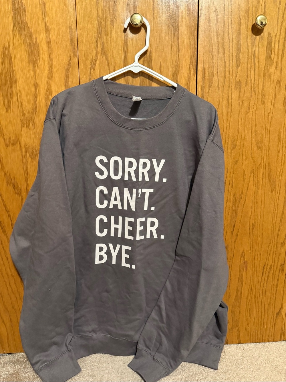 Cheer crew neck sweatshirt in grey